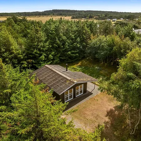 Modernized With Wood-burning Stove And Covered Terrace In Klitmoller Hébergement de vacances Thisted